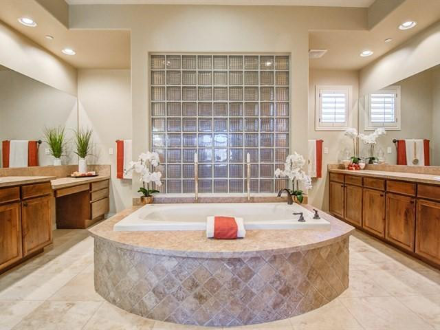 36651 N Porta Nuova Road