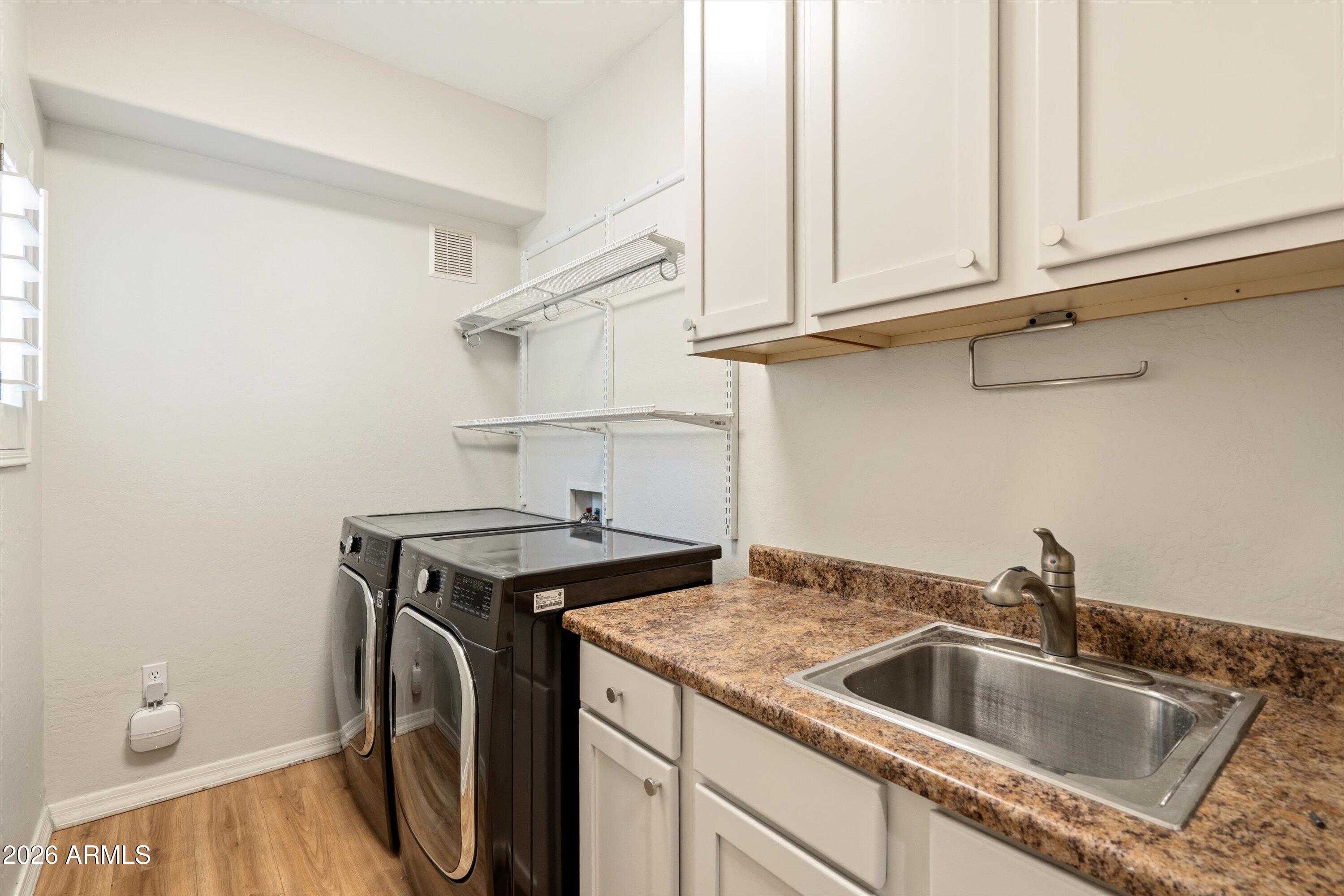 3935 E Rough Rider Road 1034