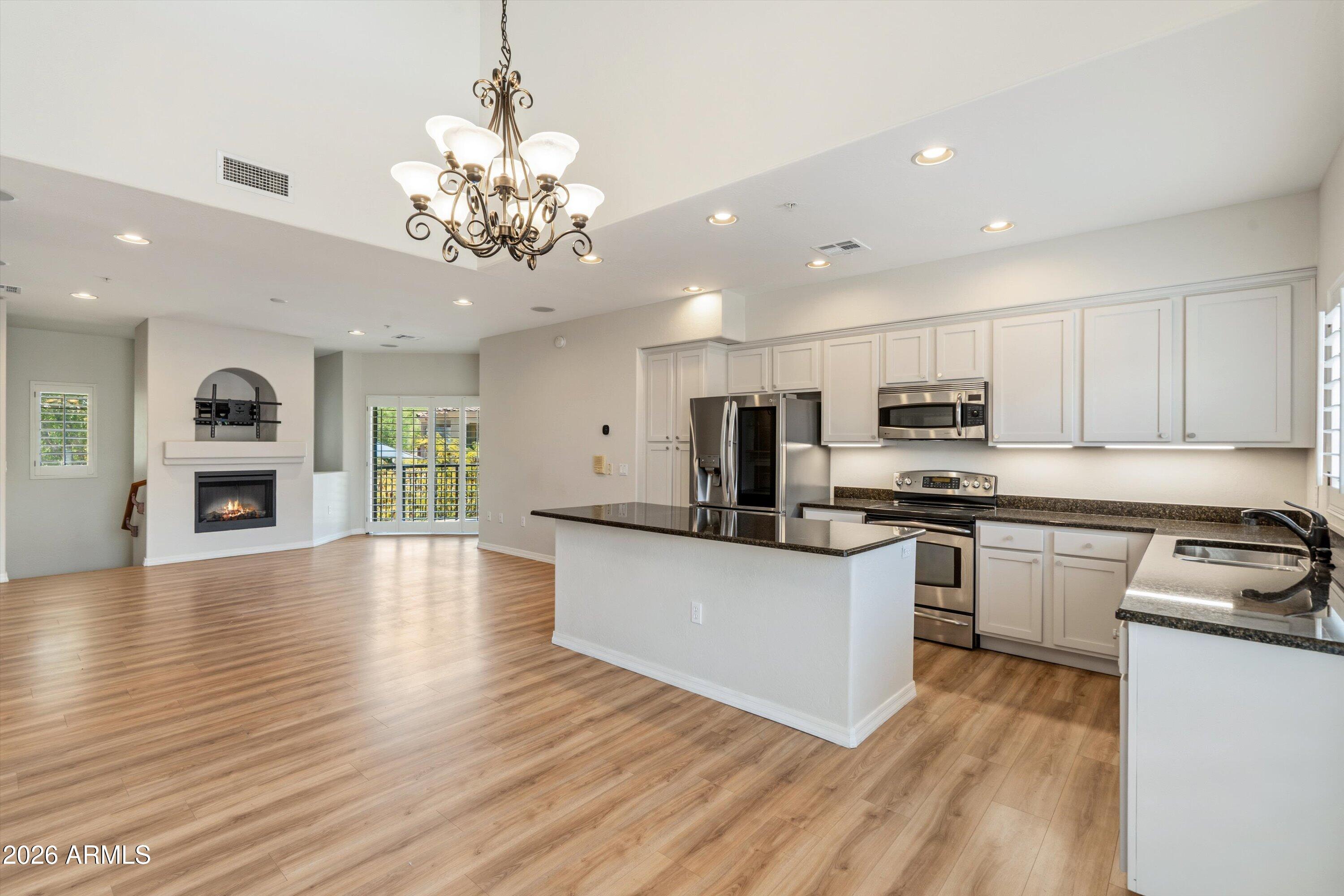 3935 E Rough Rider Road 1034