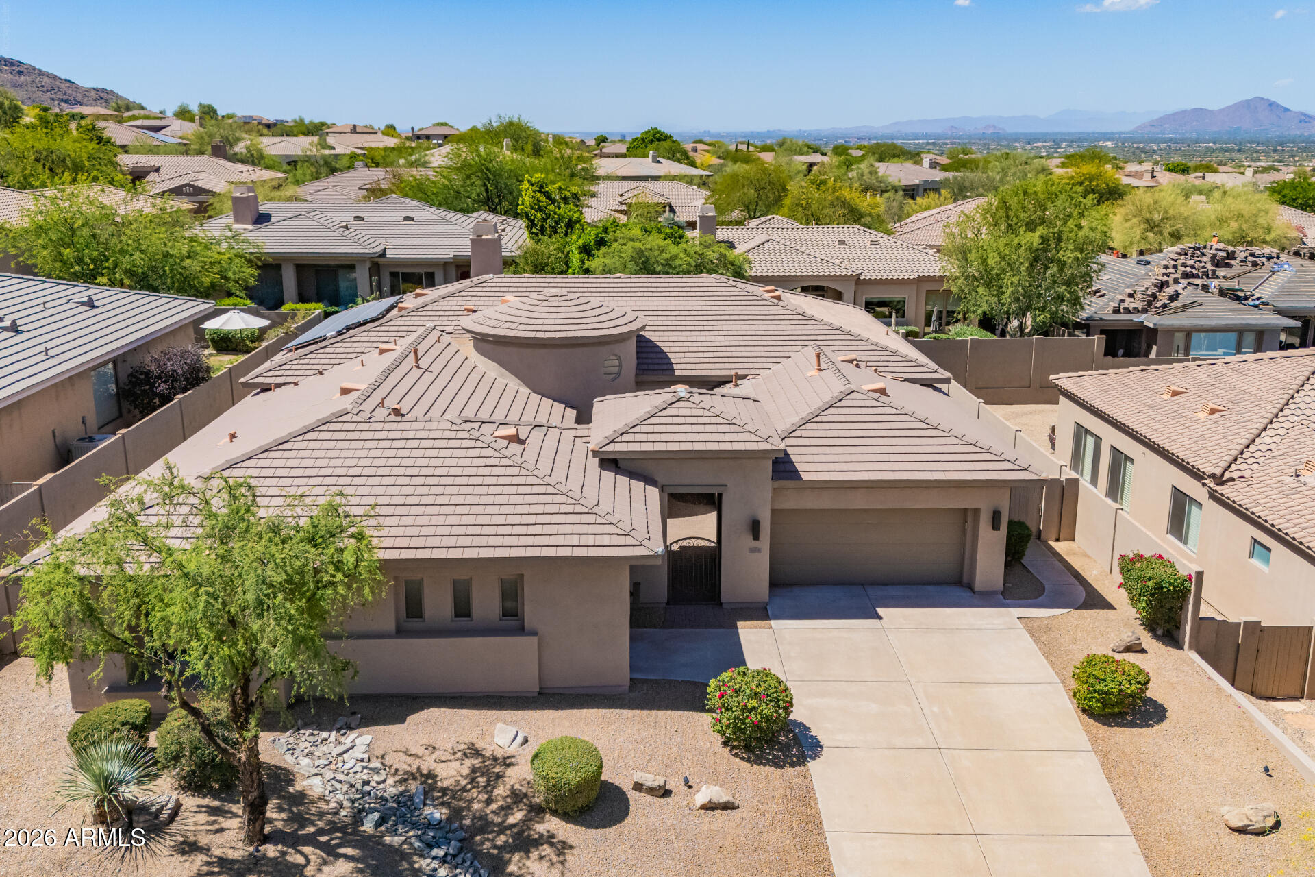 10975 E KORA Lane