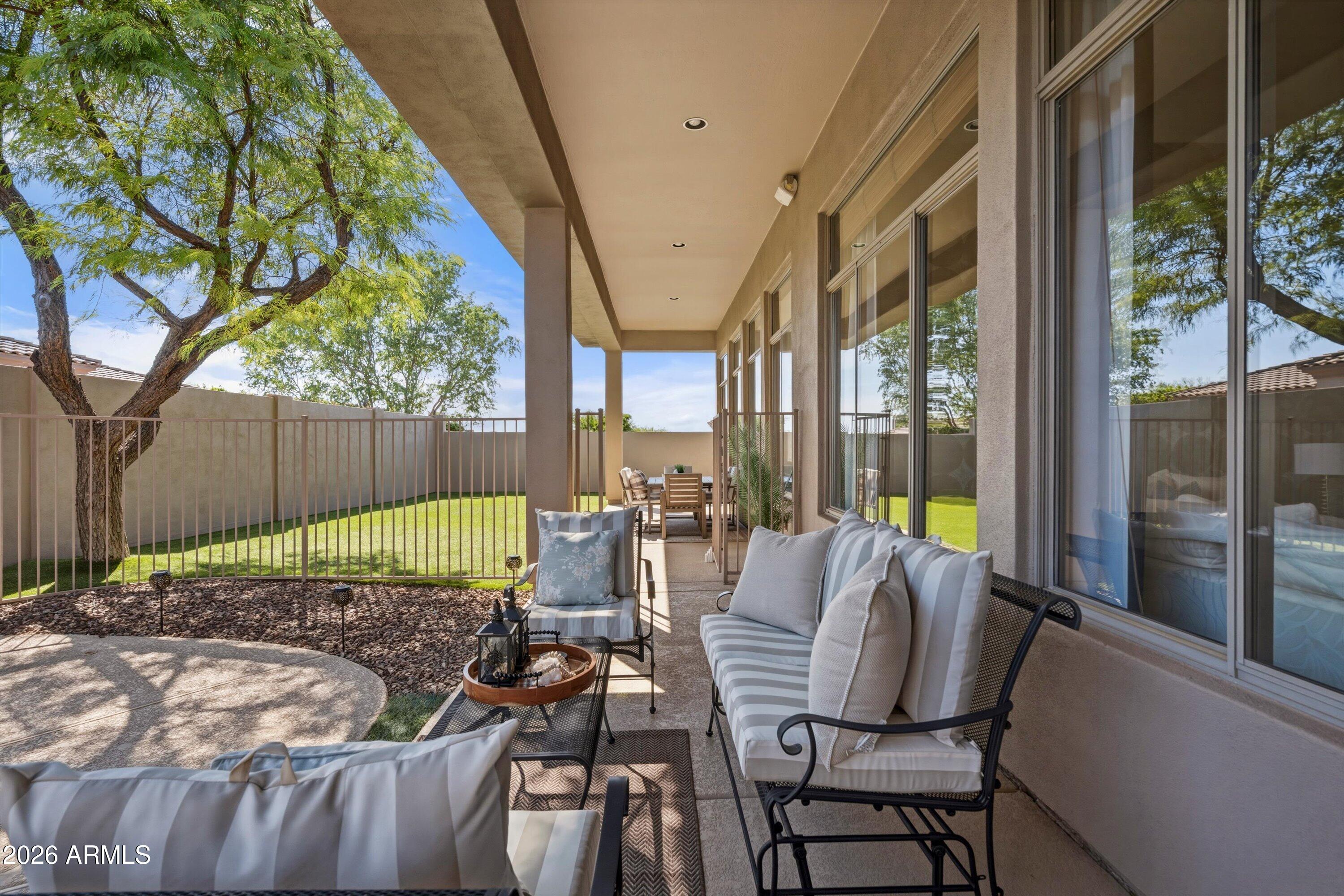 10975 E KORA Lane