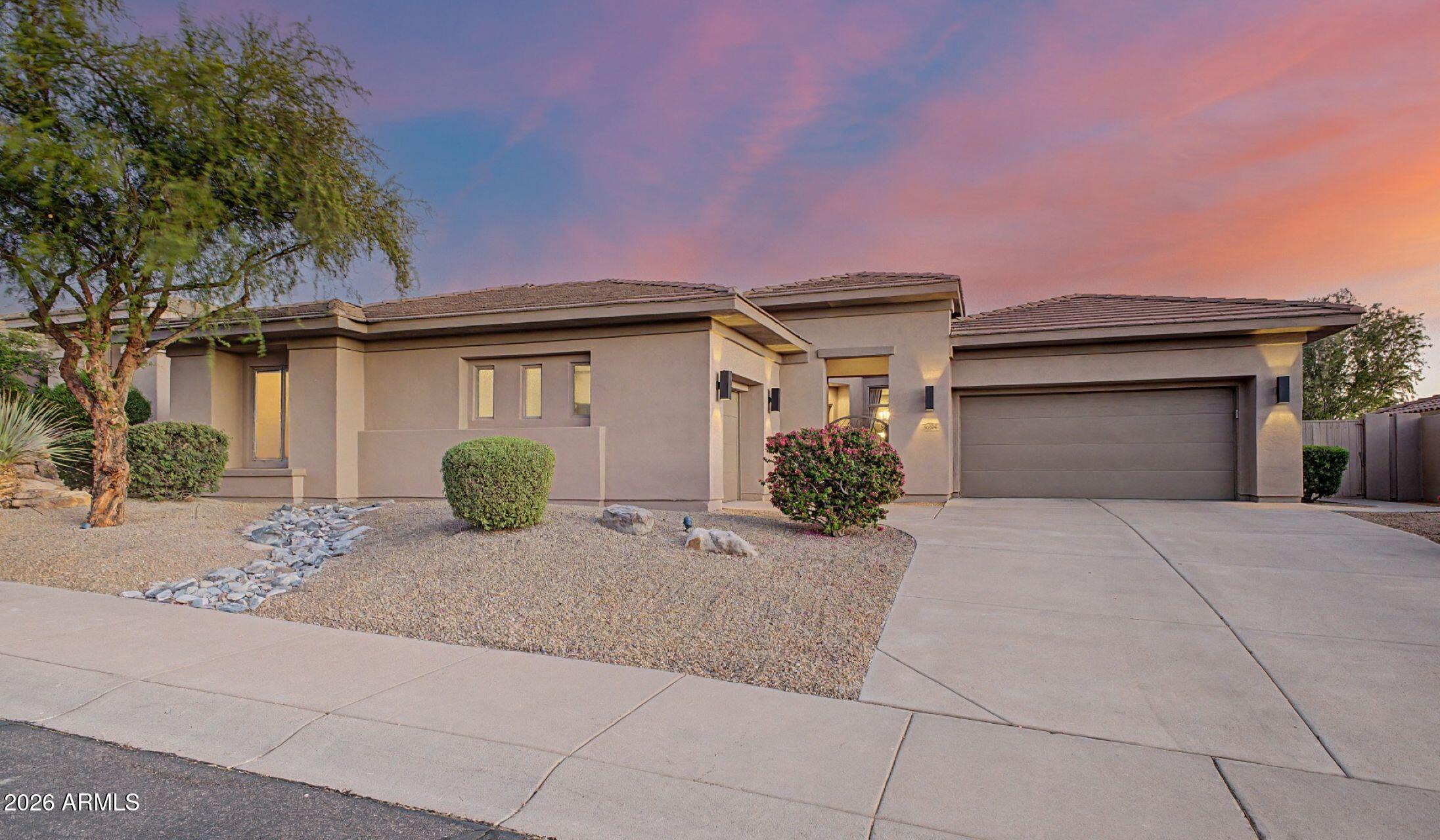 10975 E KORA Lane