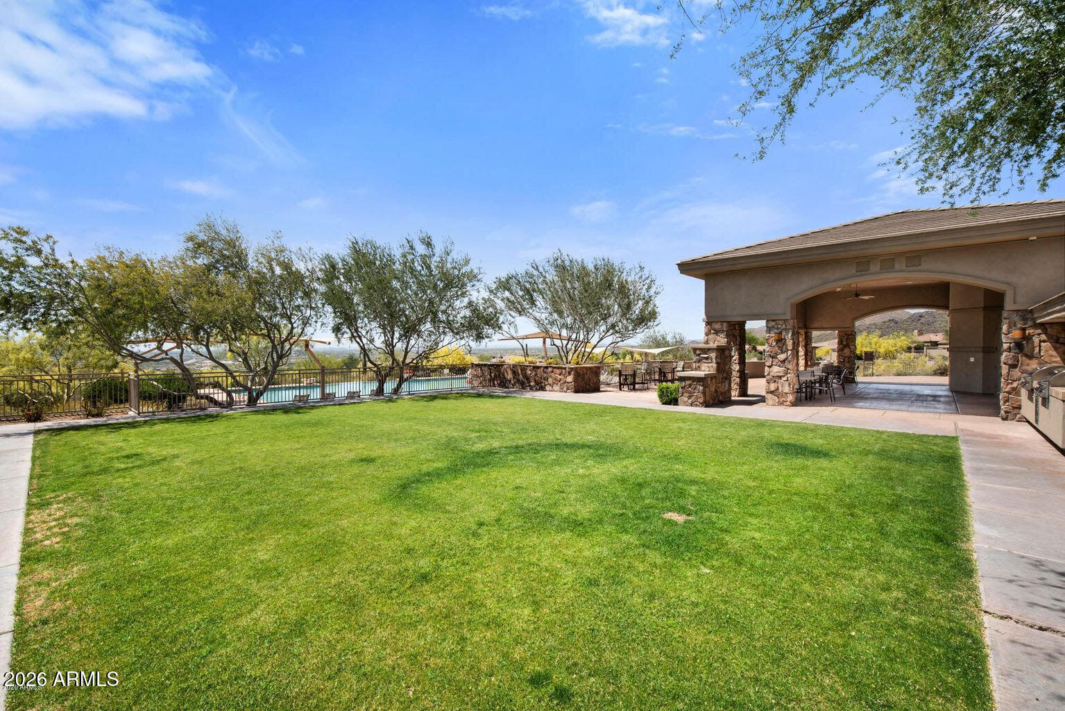 10975 E KORA Lane