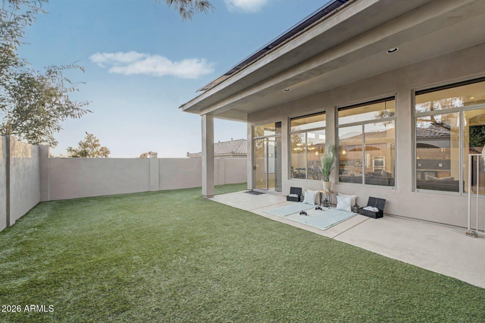10975 E KORA Lane
