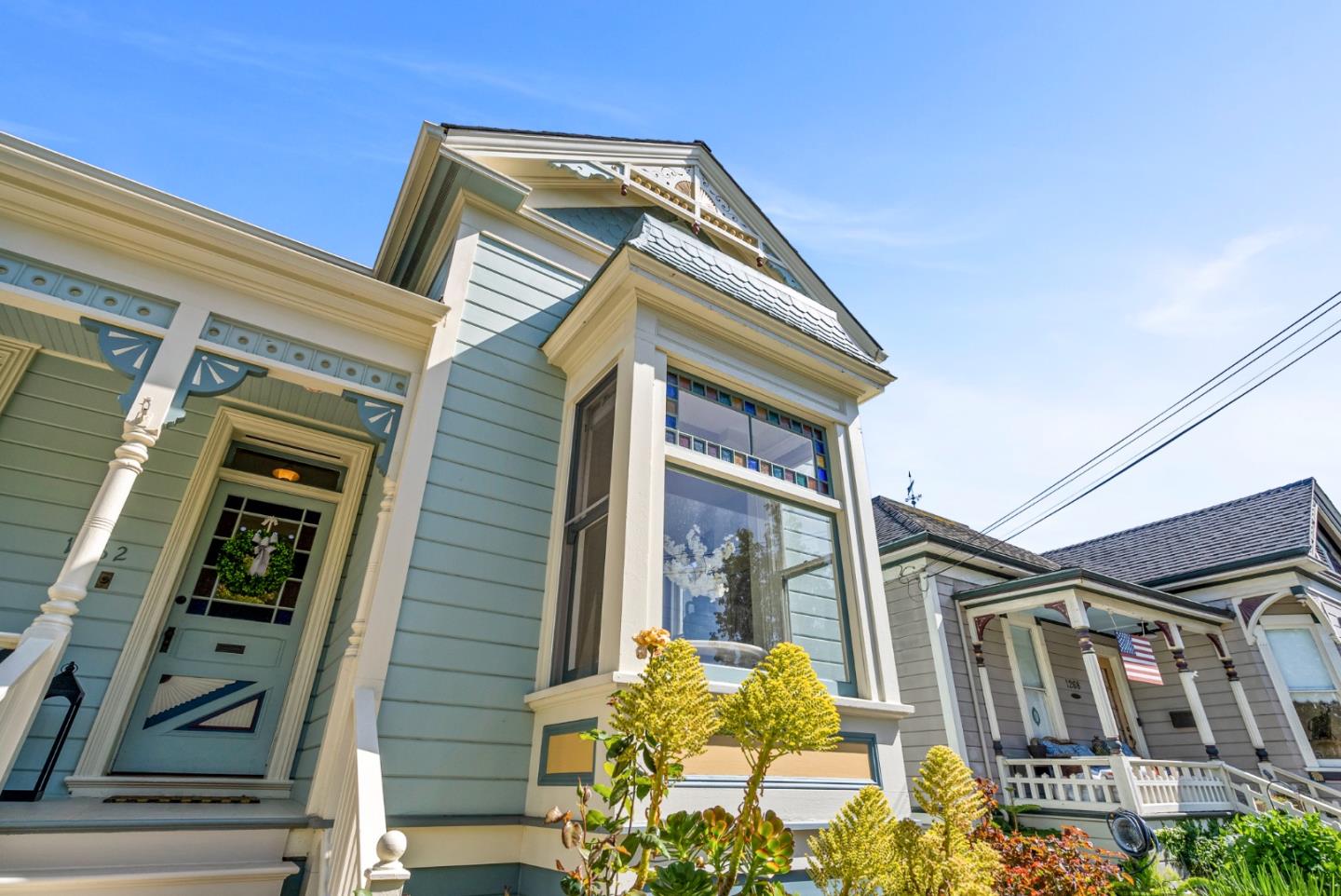 1262 Magnolia Avenue