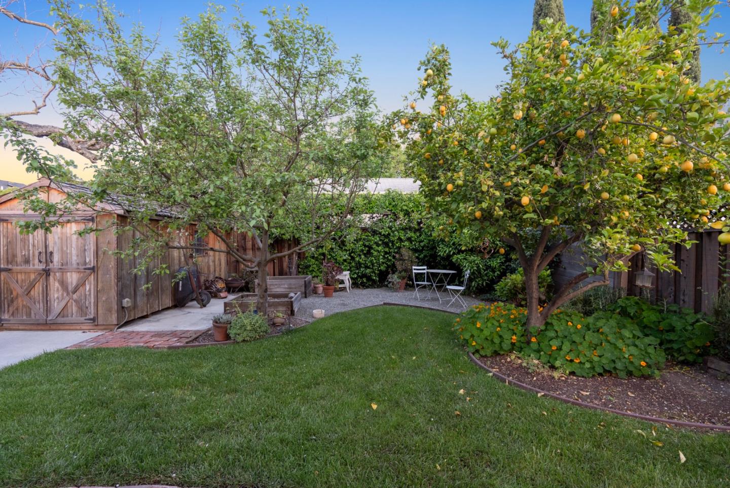 1262 Magnolia Avenue