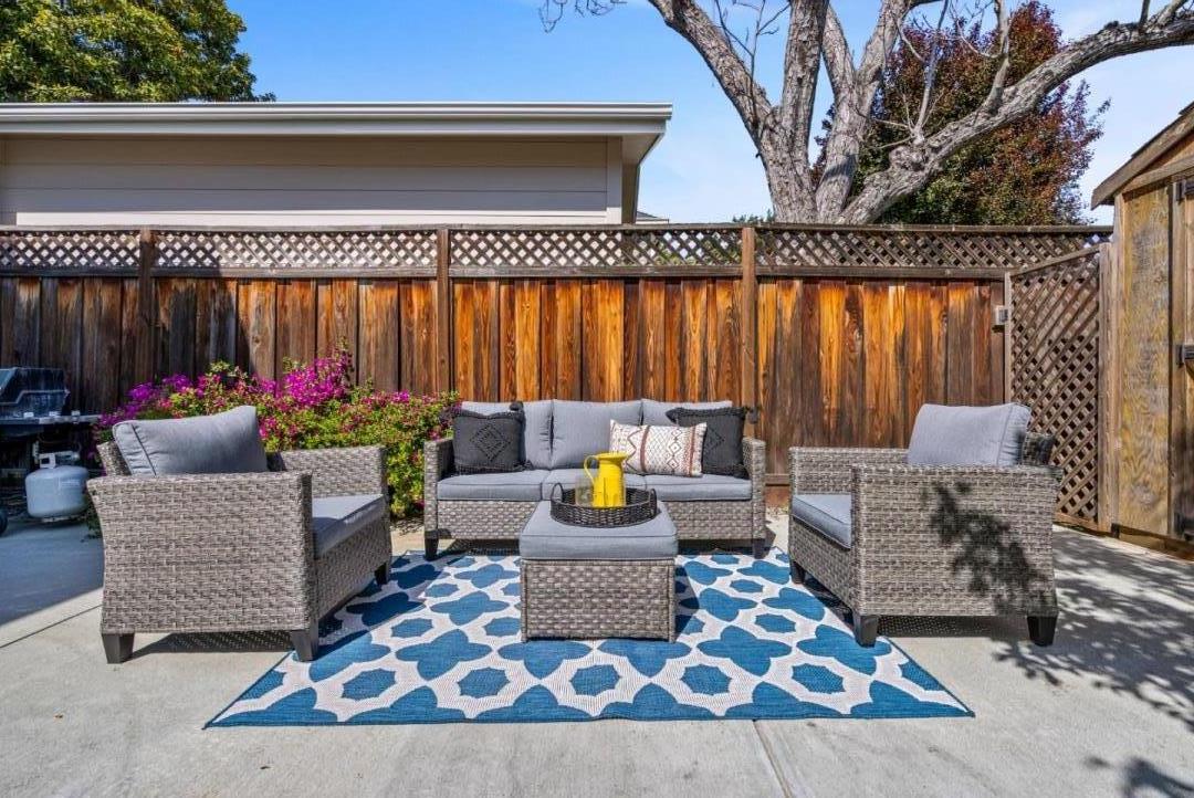 1262 Magnolia Avenue