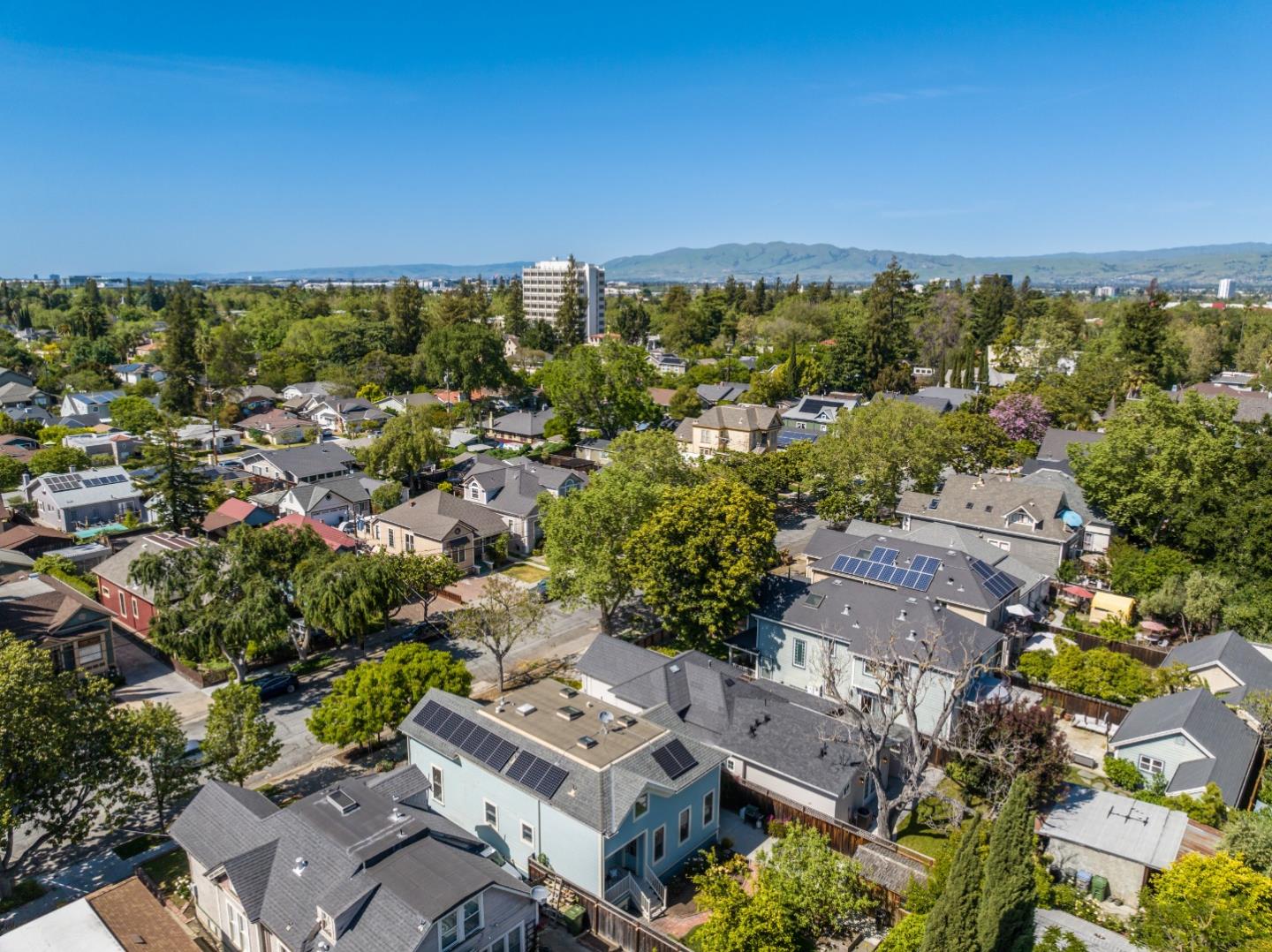1262 Magnolia Avenue