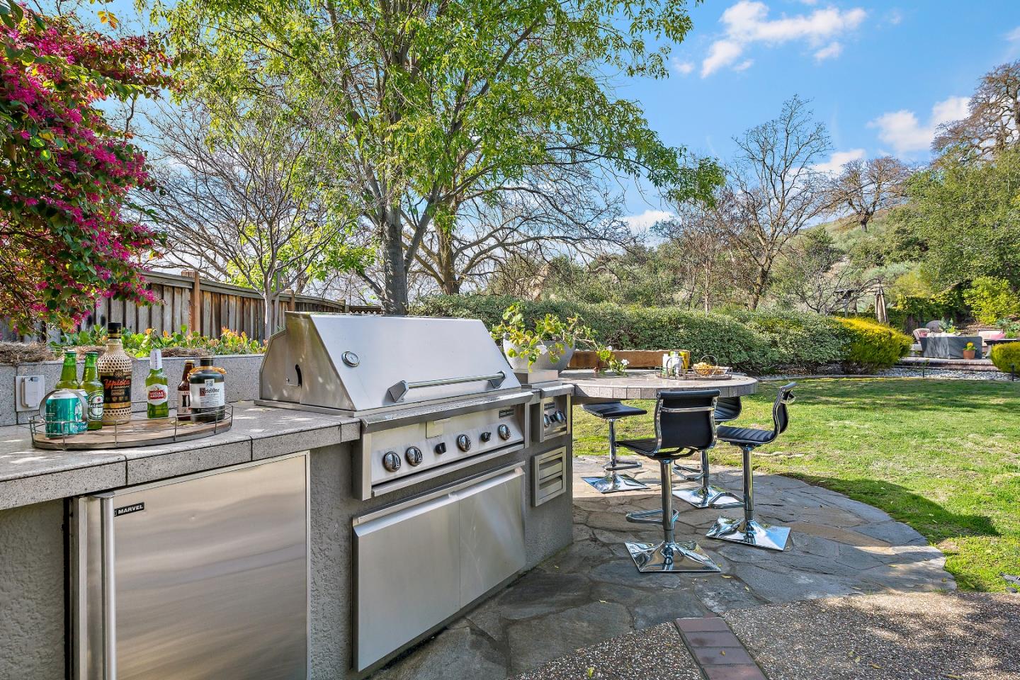 6595 Stonehill Drive