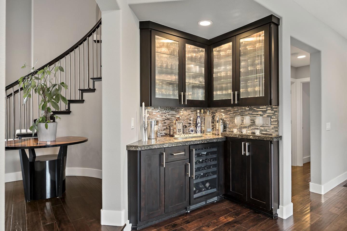 6595 Stonehill Drive