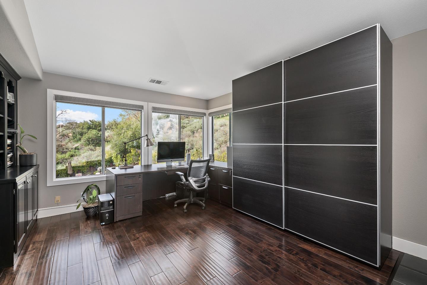 6595 Stonehill Drive