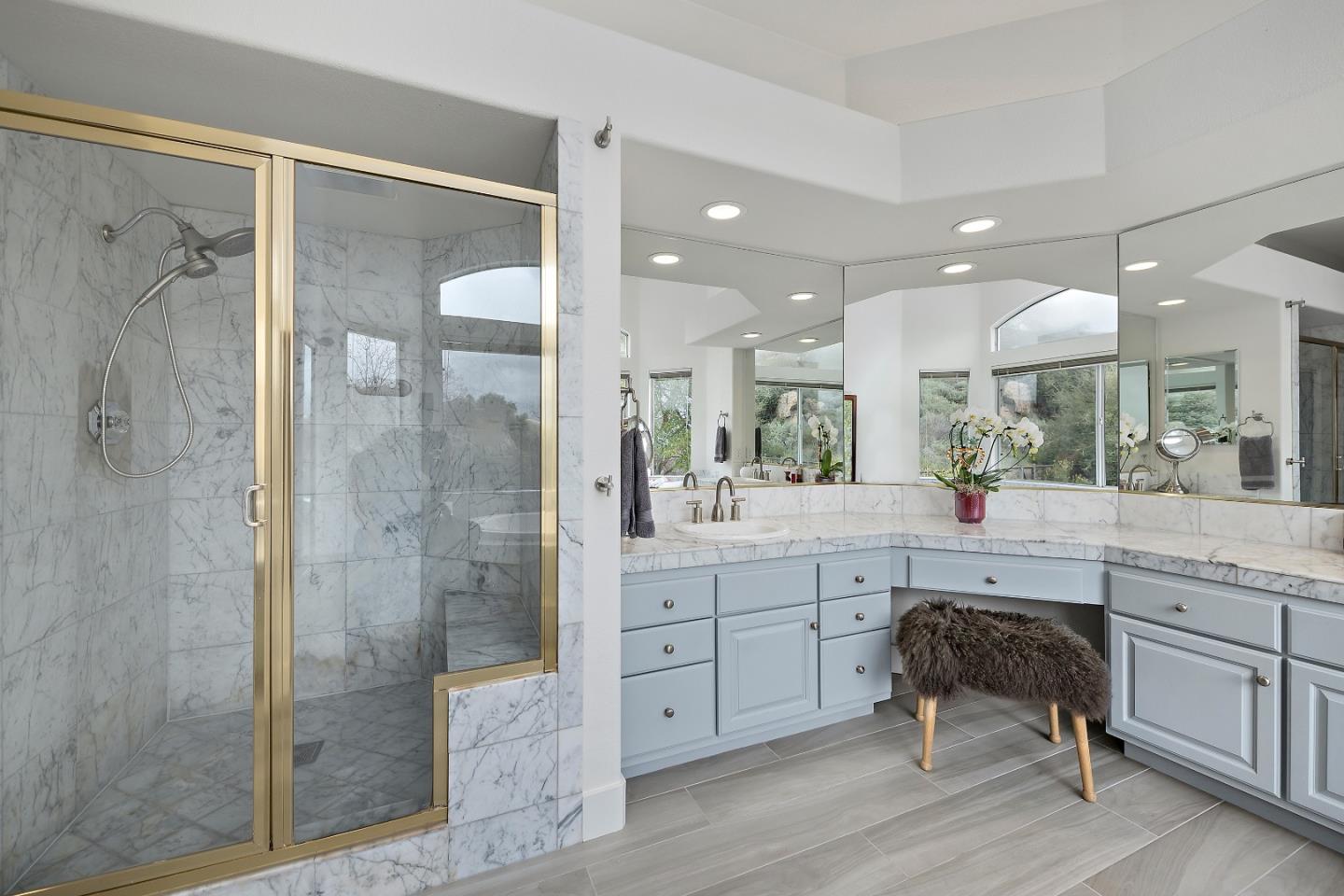 6595 Stonehill Drive