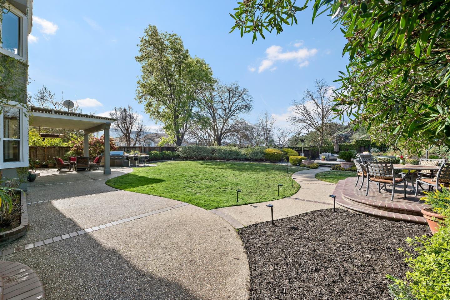 6595 Stonehill Drive