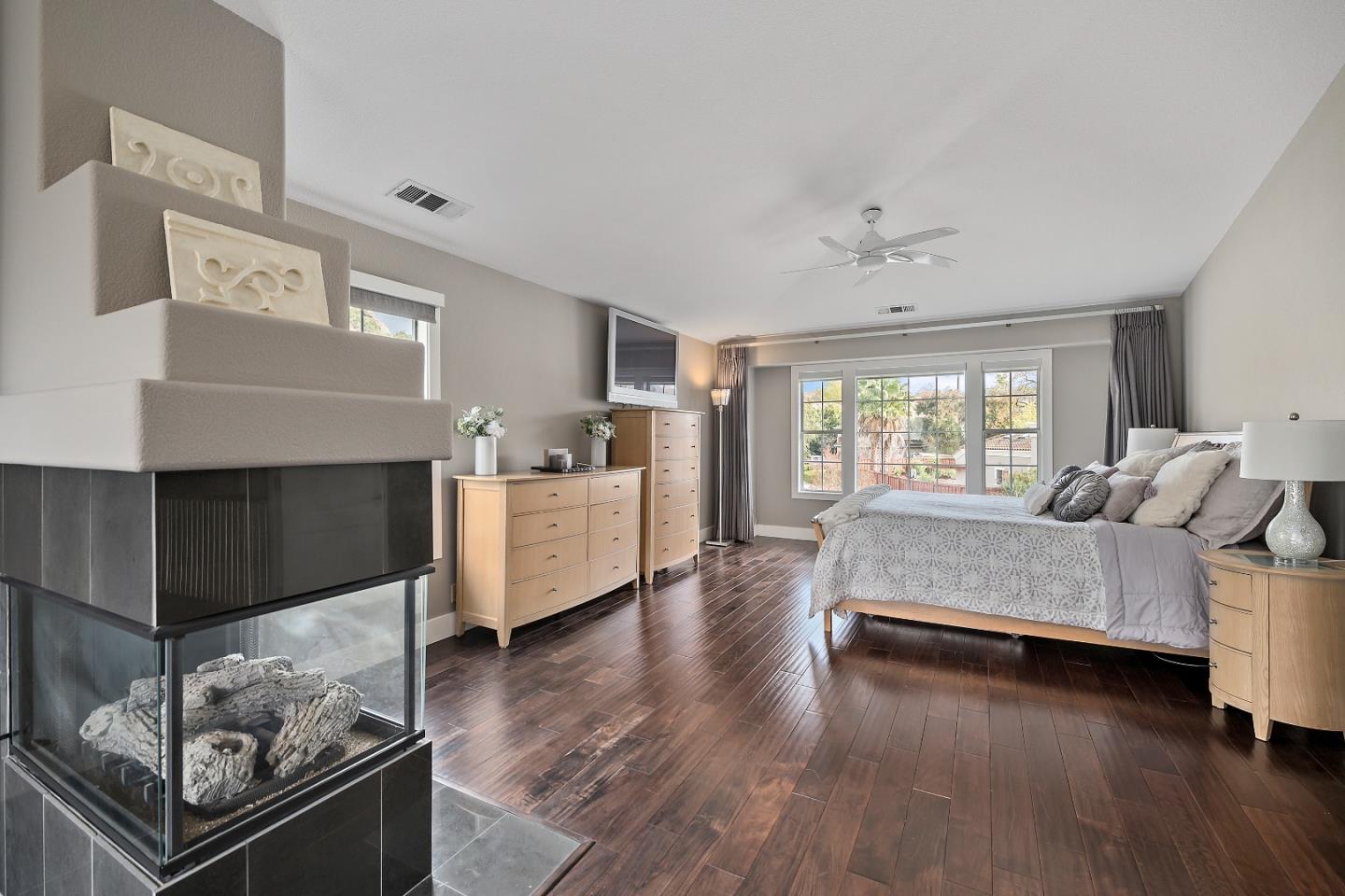 6595 Stonehill Drive