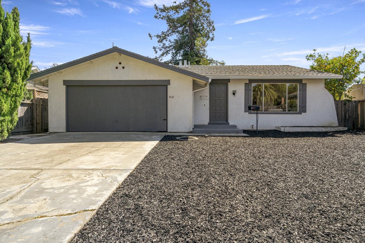 460 Collinwood Court