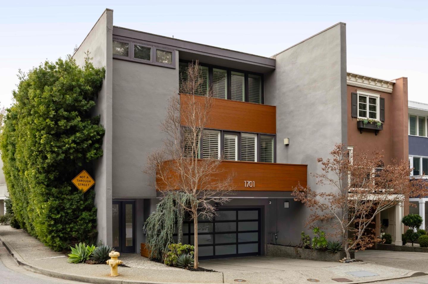 1701 Stone Pine Lane