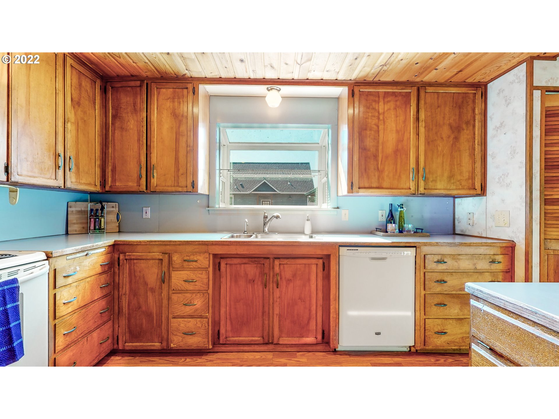 27 CHINOOK VALLEY RD