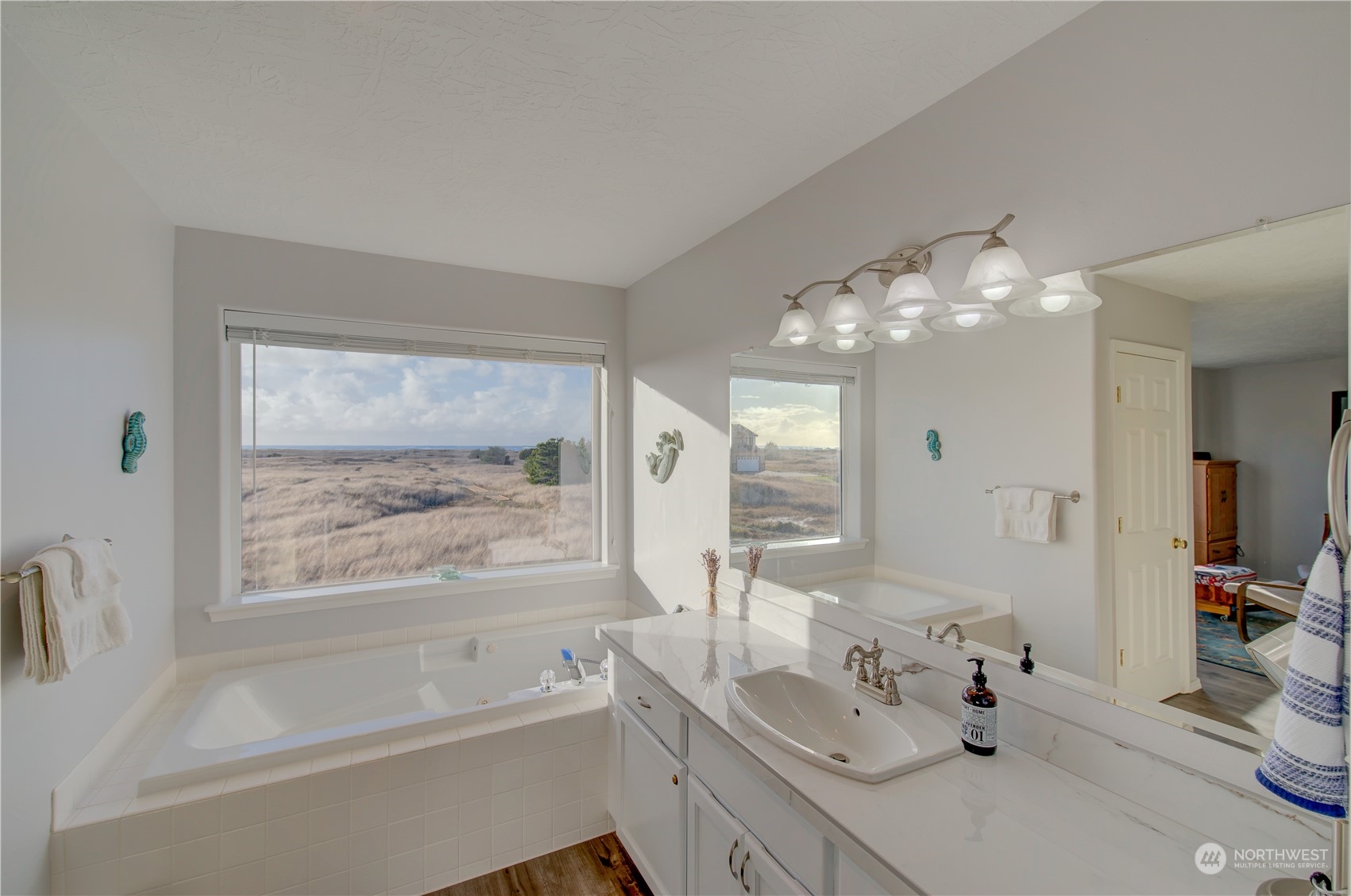 406 28th Street NW #2