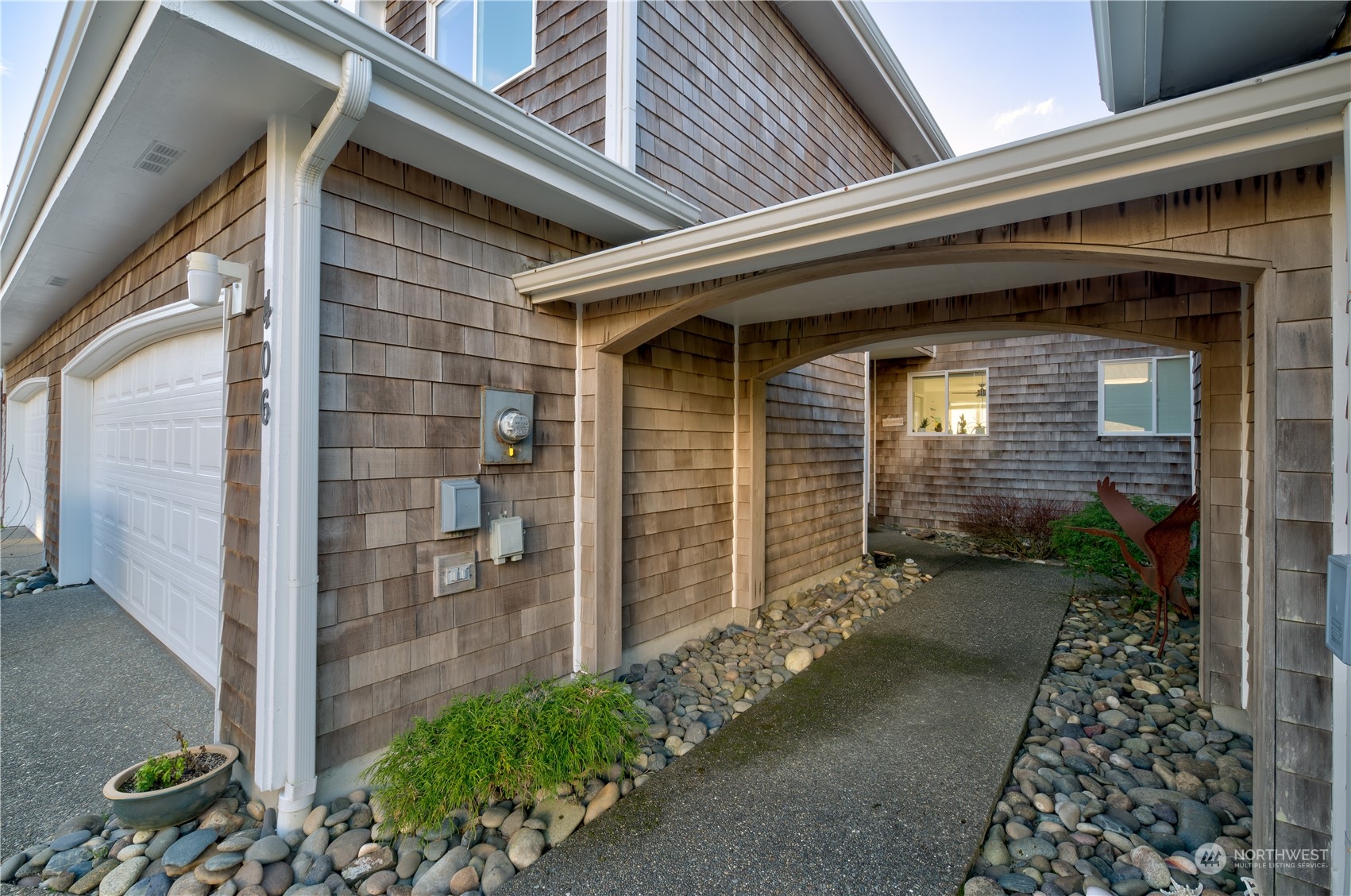 406 28th Street NW #2