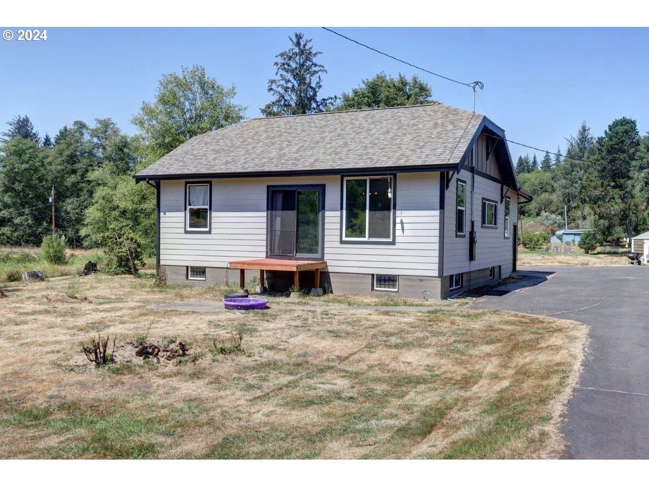 41127 HILLCREST LOOP