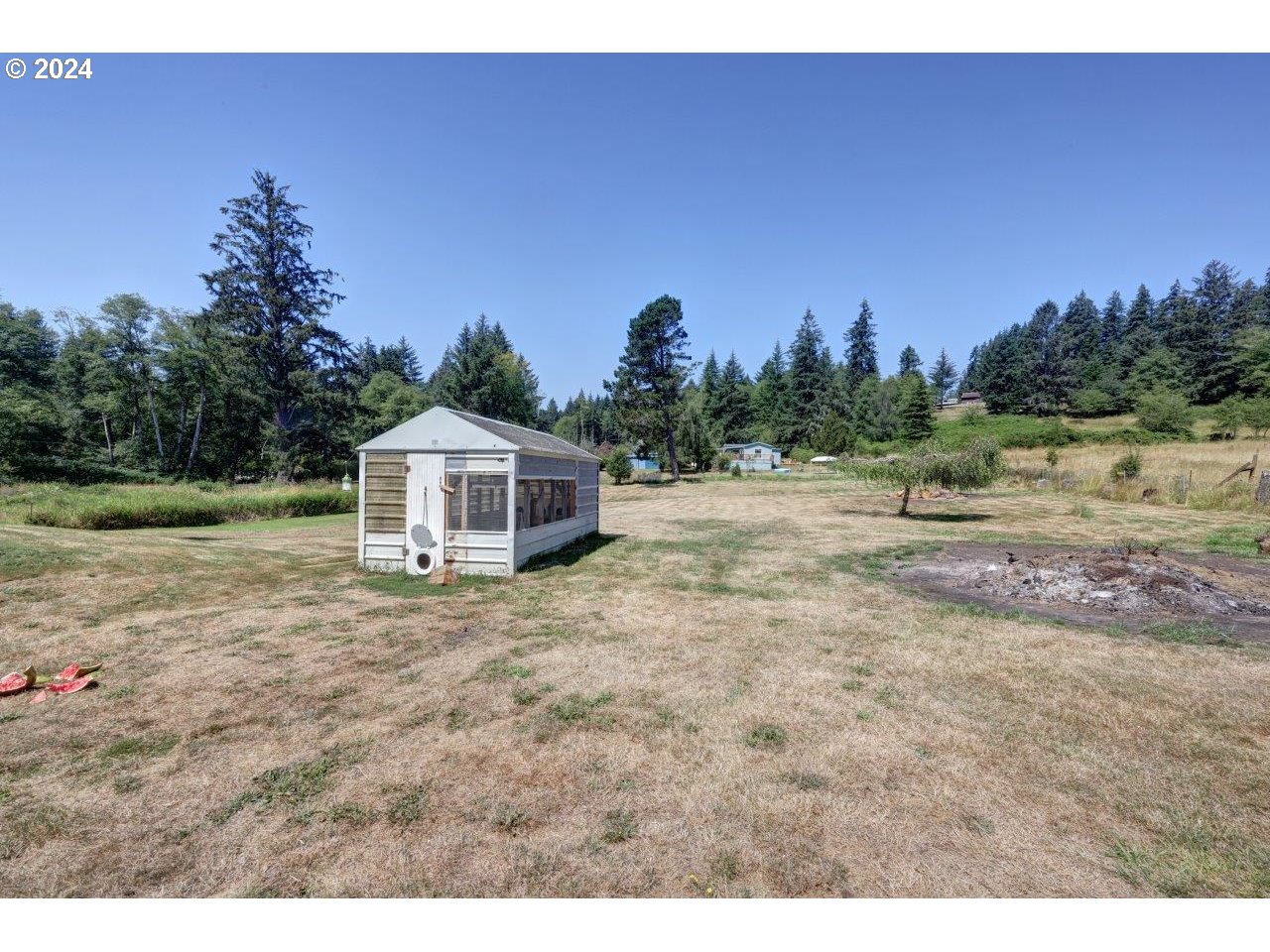 41127 HILLCREST LOOP