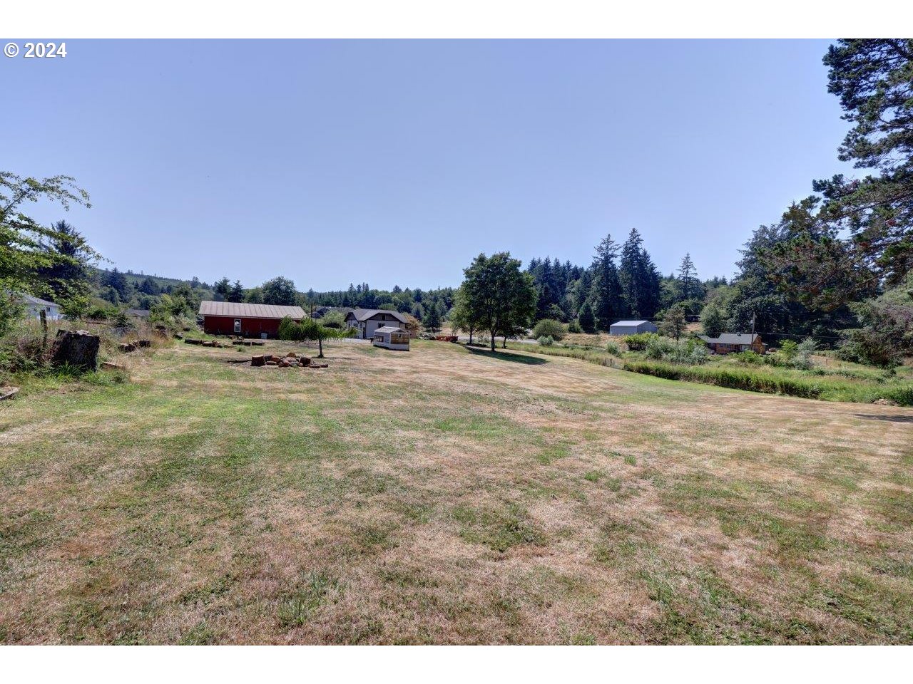 41127 HILLCREST LOOP