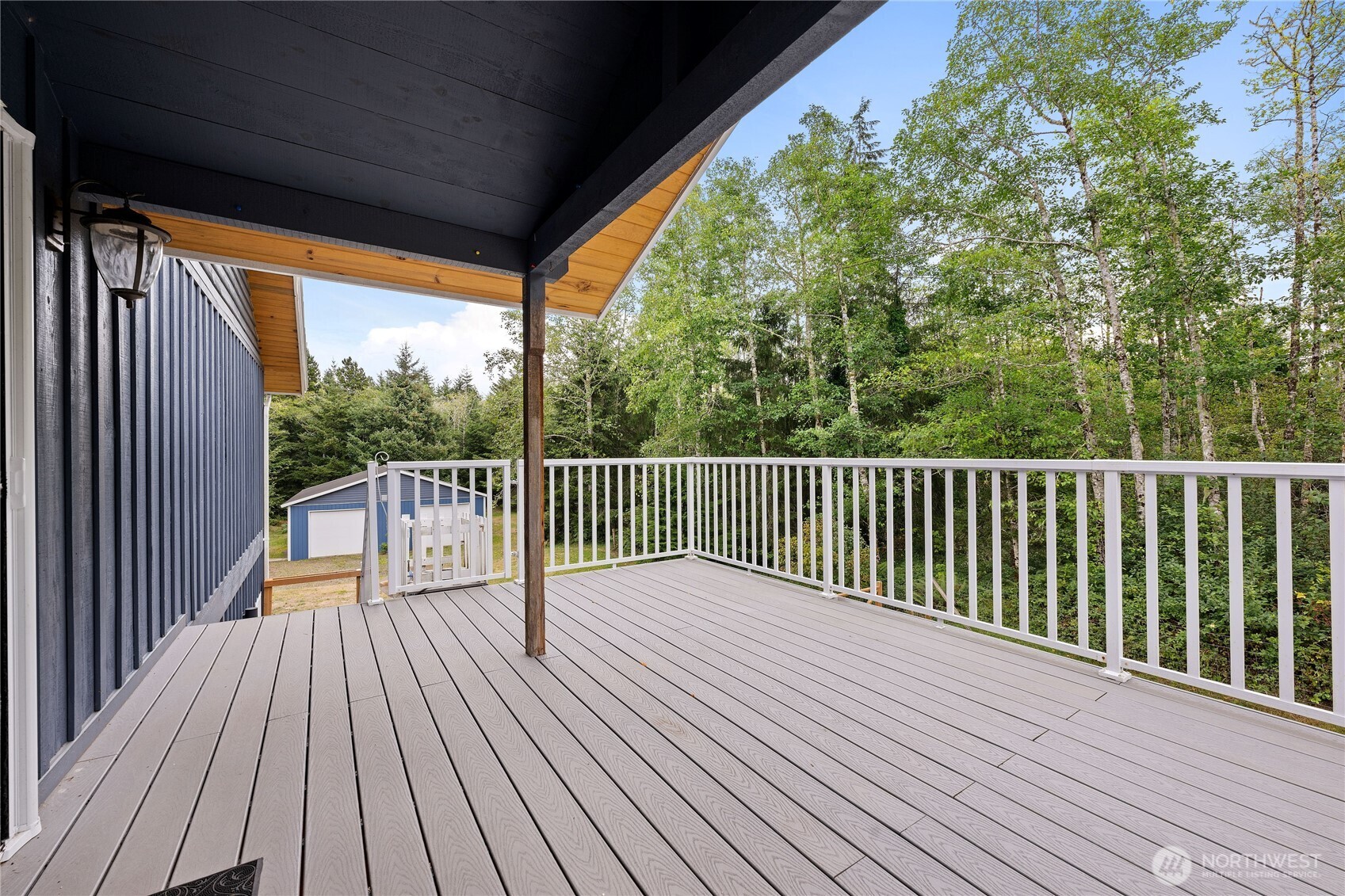 17107 Mill Ln