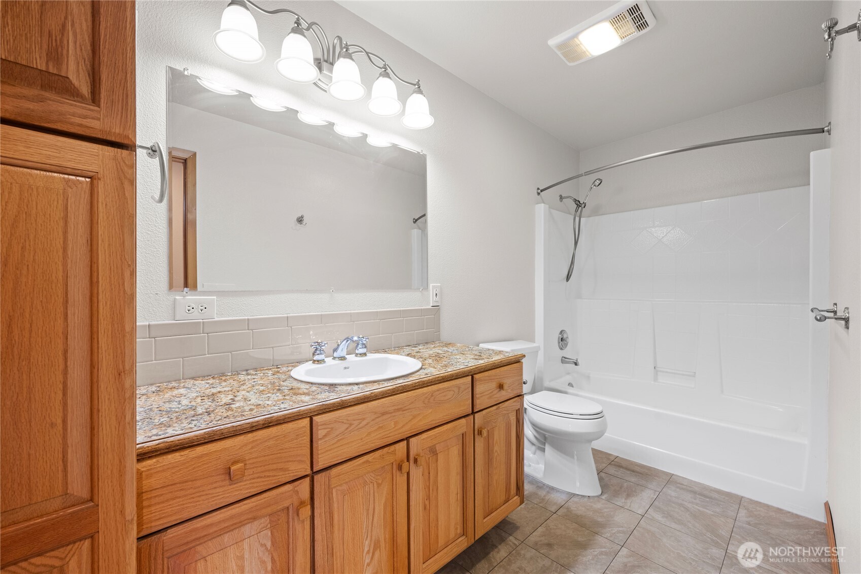 17107 Mill Ln