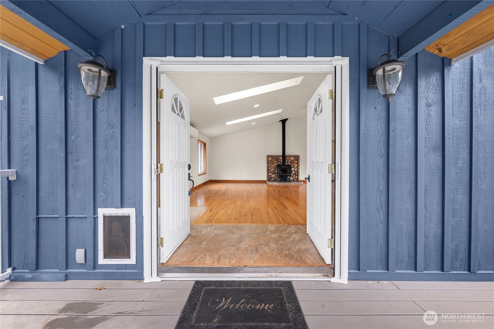 17107 Mill Ln
