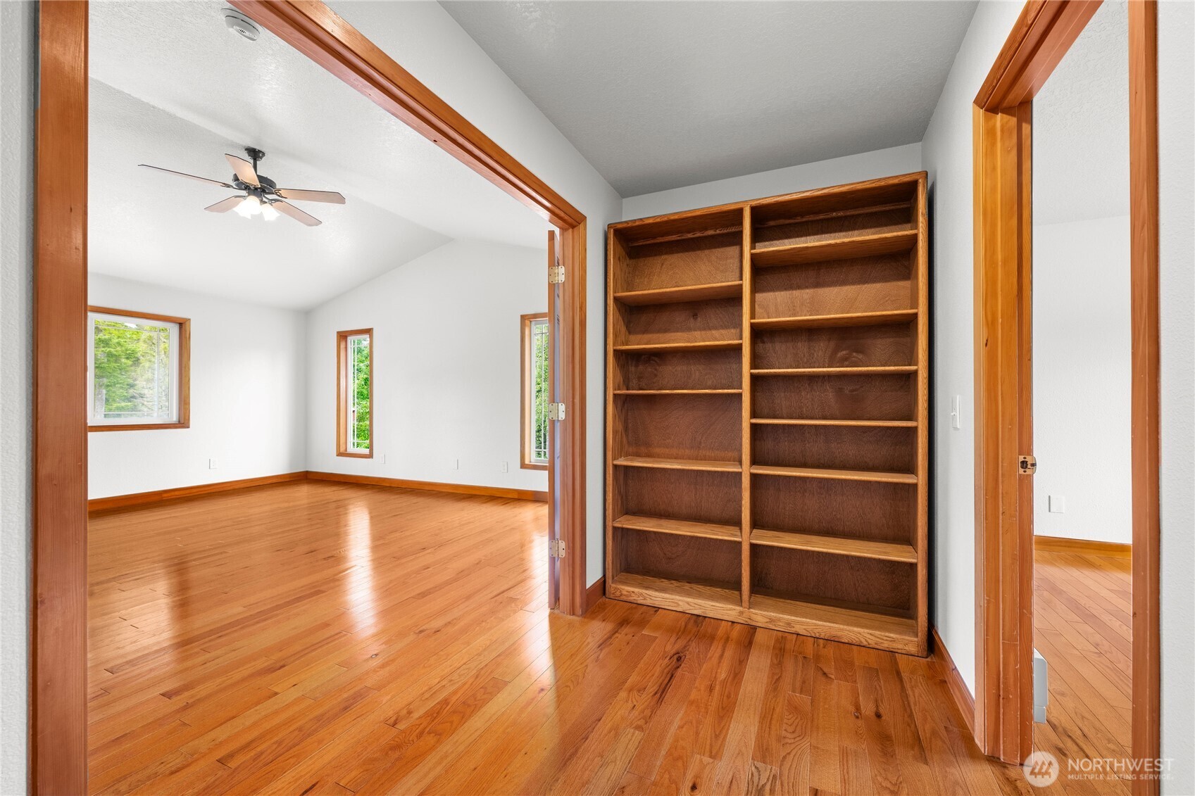 17107 Mill Ln