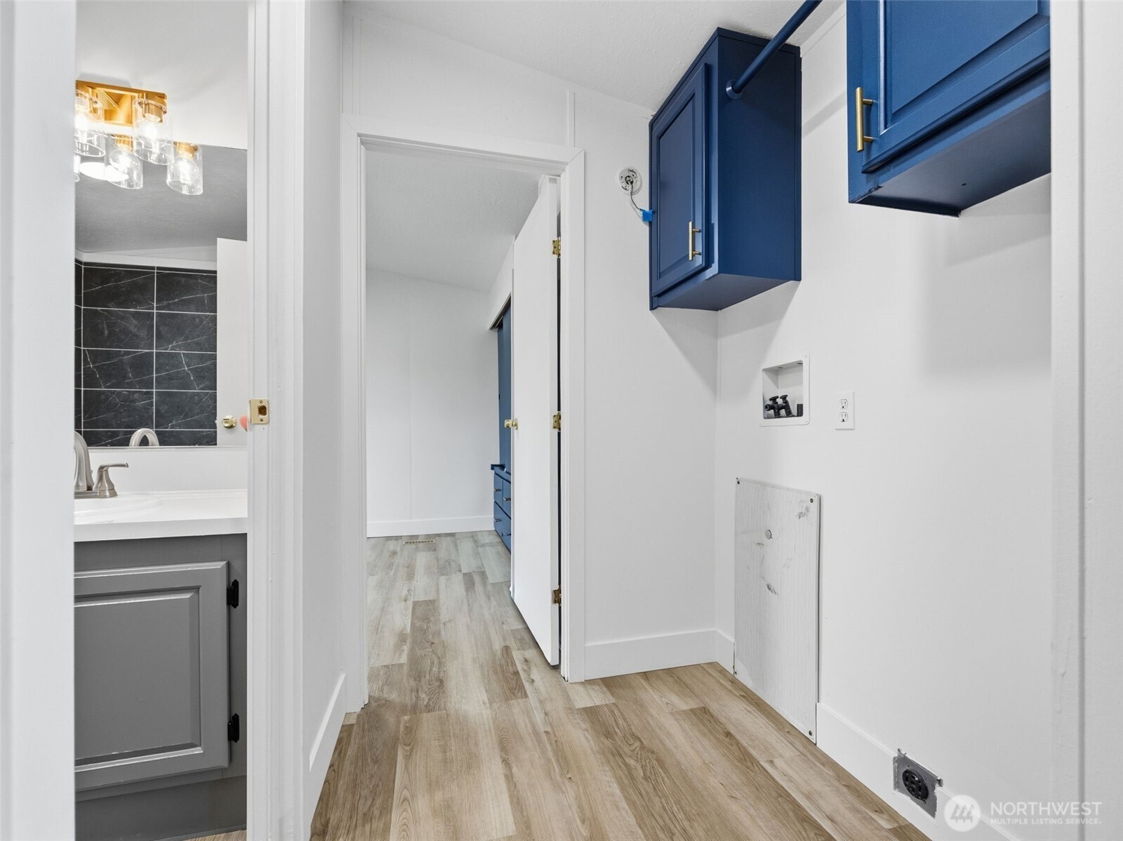 22212 Pacific Way Unit: 11