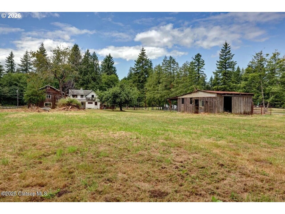 42684 HILLCREST LOOP