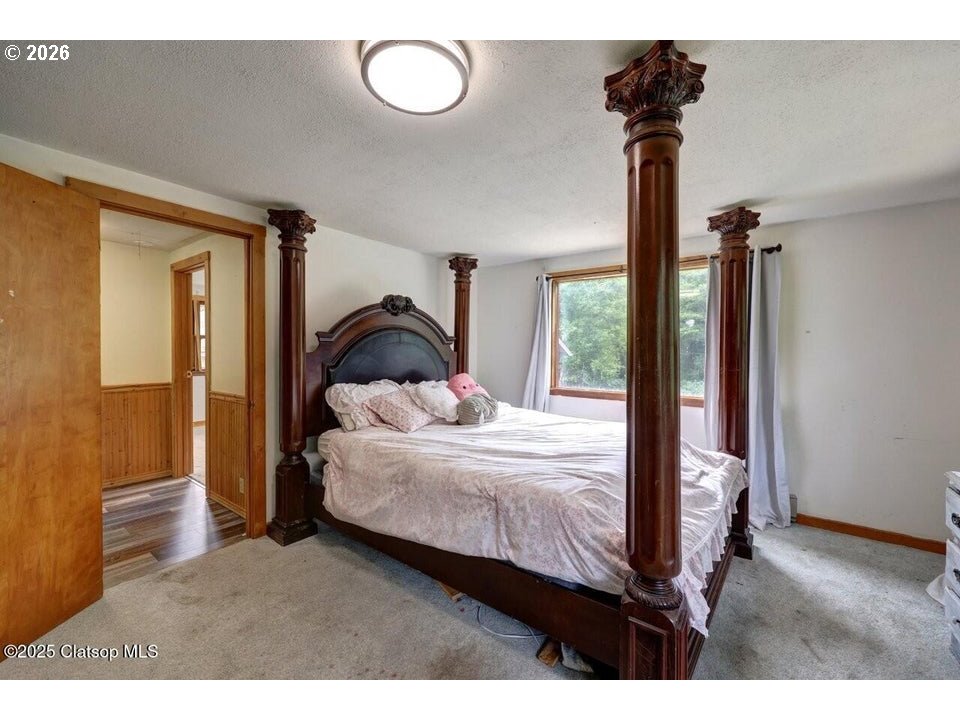 42684 HILLCREST LOOP