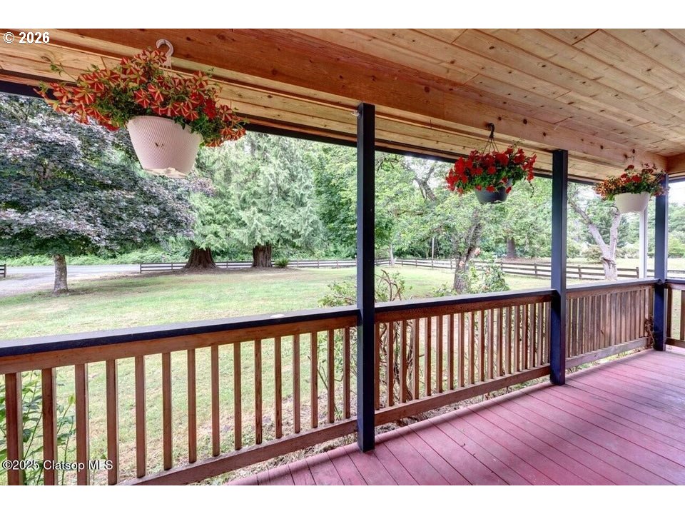 42684 HILLCREST LOOP
