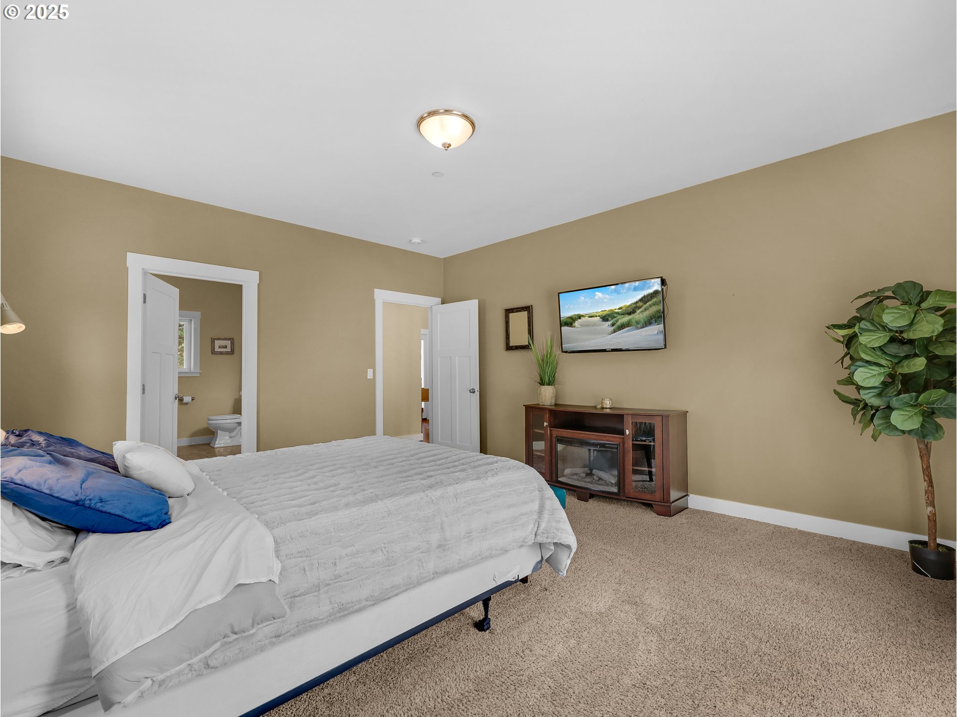 33467 SW OLD PINE DR