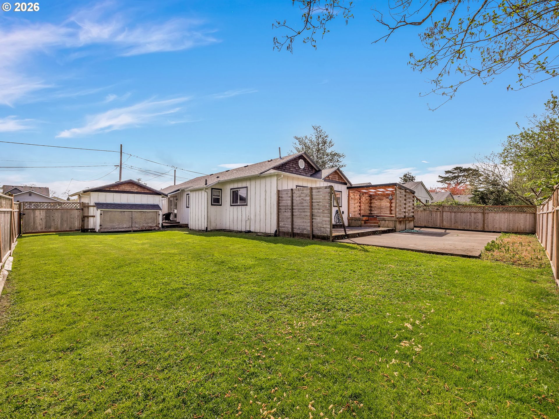 45 SW BIRCH CT