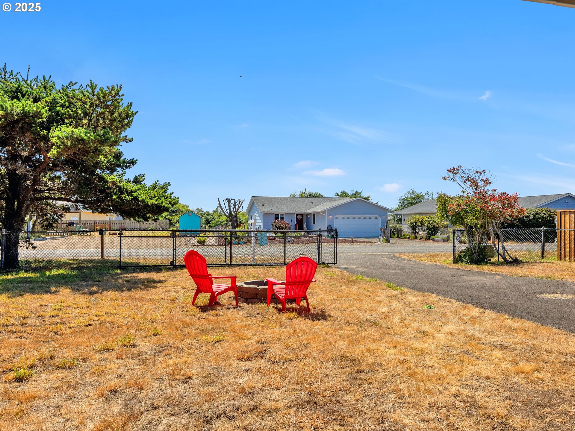 805 338TH PL