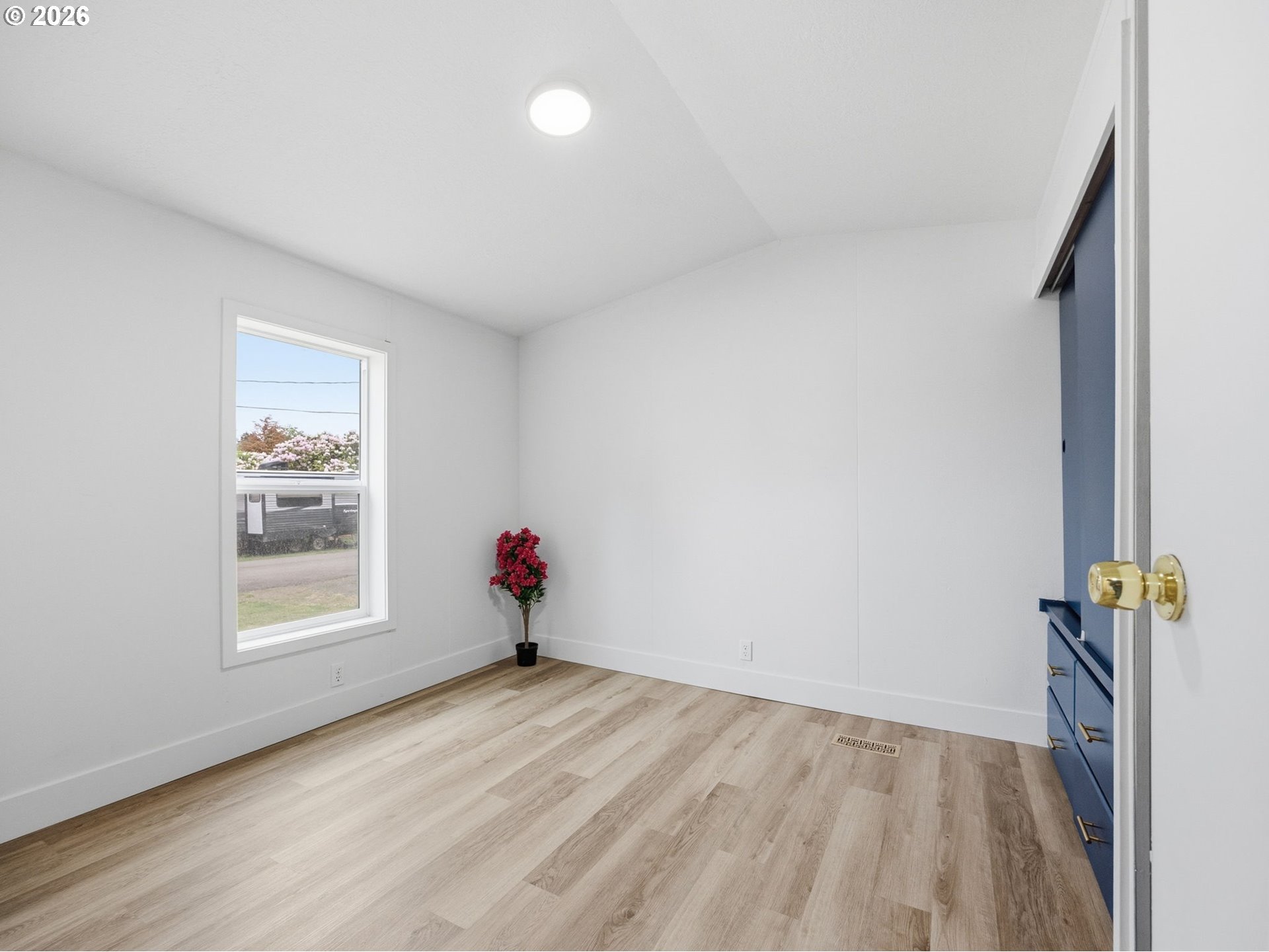 22212 Pacific Way 11