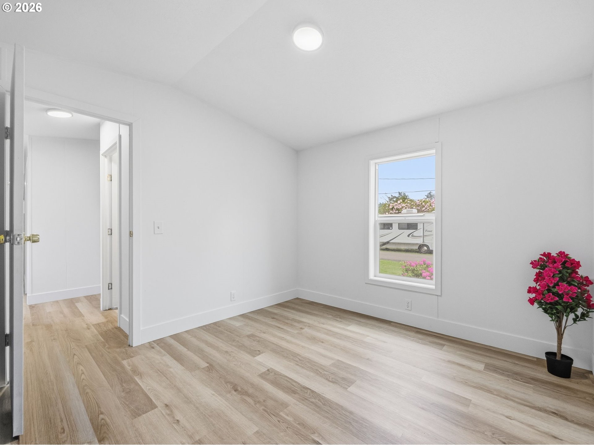 22212 Pacific Way 11