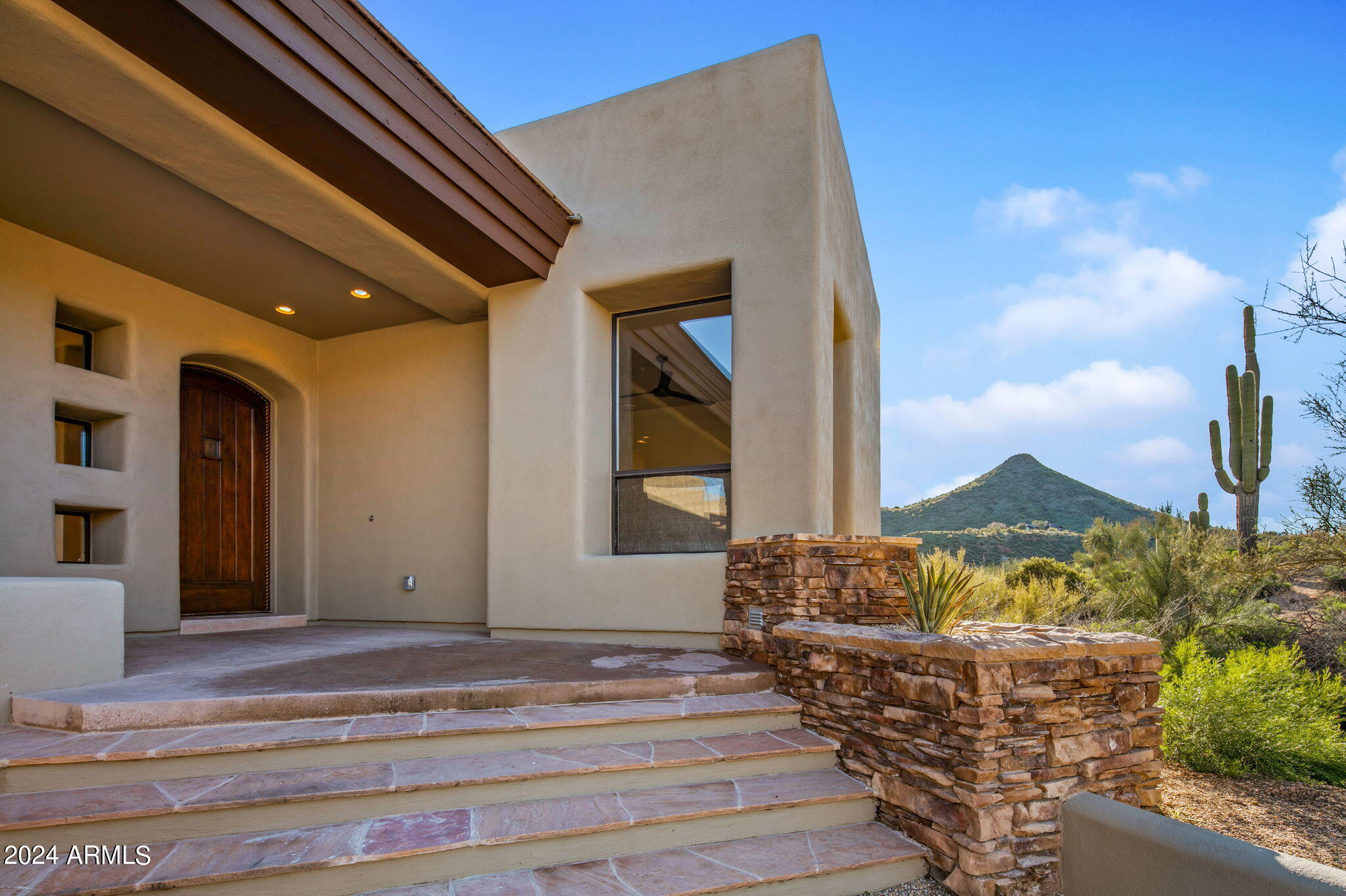 9917 E FILAREE Lane