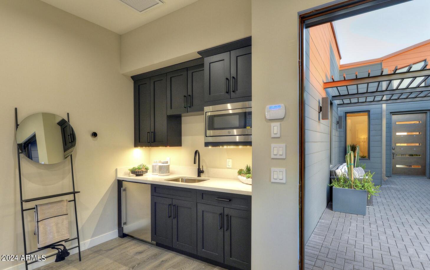 37200 N CAVE CREEK Road # 1070