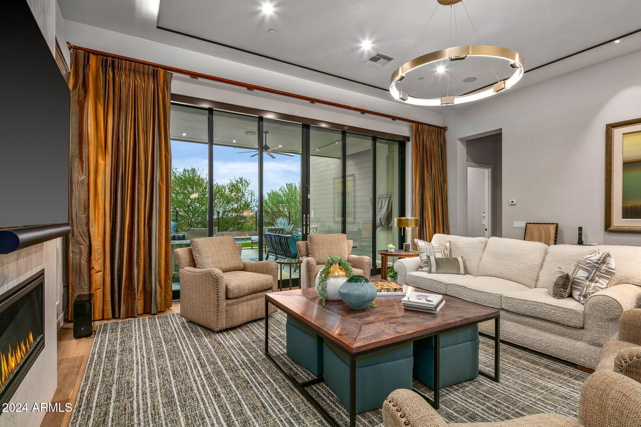 37200 N CAVE CREEK Road # 1073