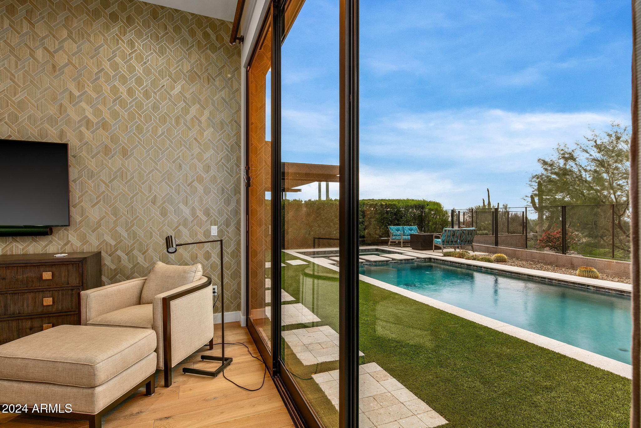 37200 N CAVE CREEK Road # 1073