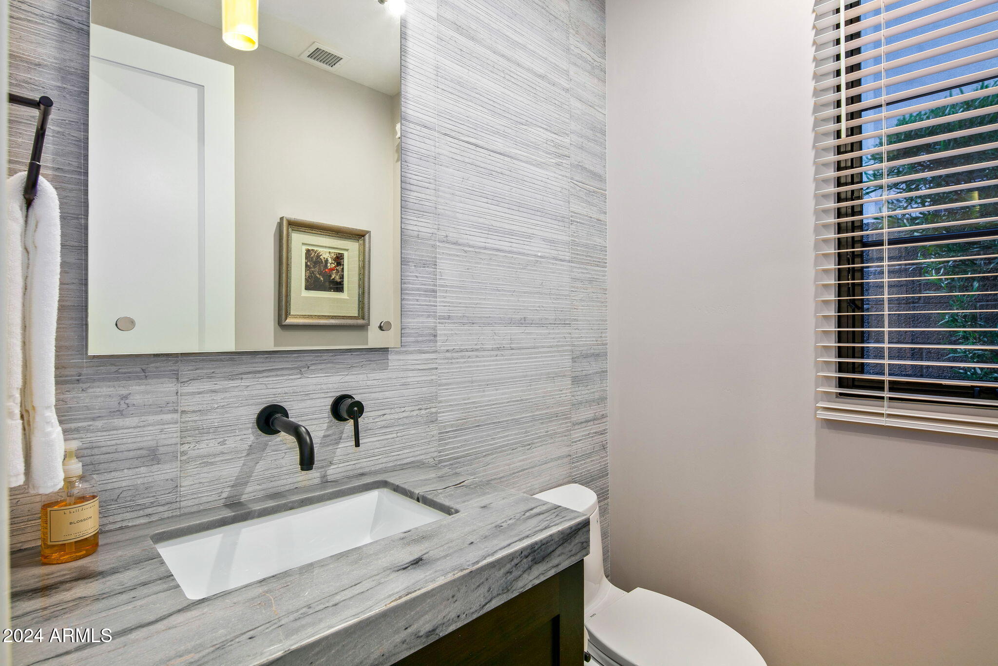 37200 N CAVE CREEK Road # 1073