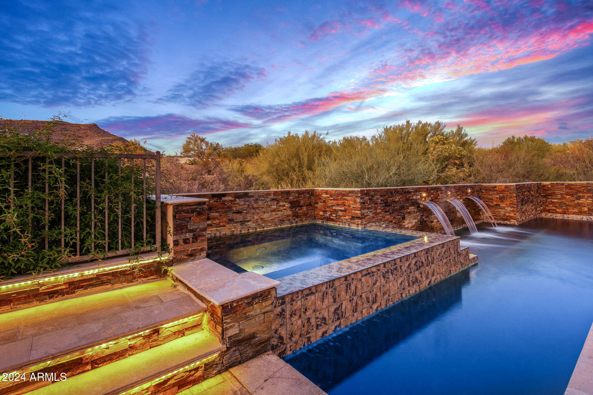 9533 E RISING SUN Drive