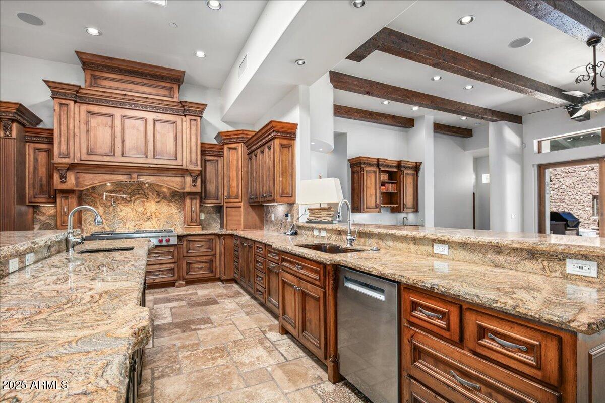 9533 E RISING SUN Drive