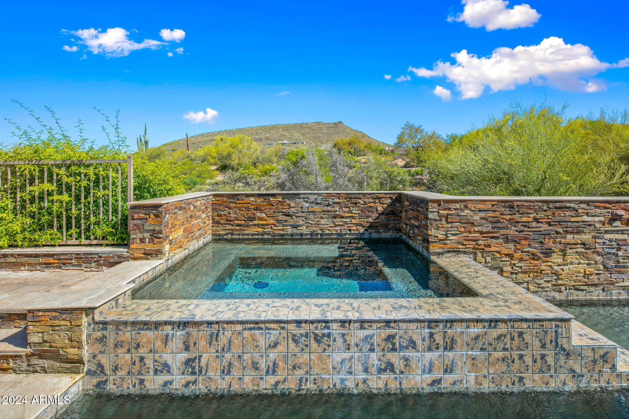 9533 E RISING SUN Drive