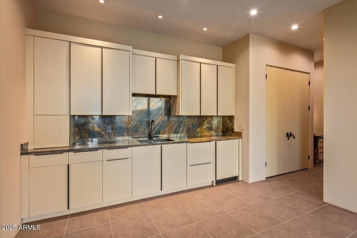 43105 N 102ND Street