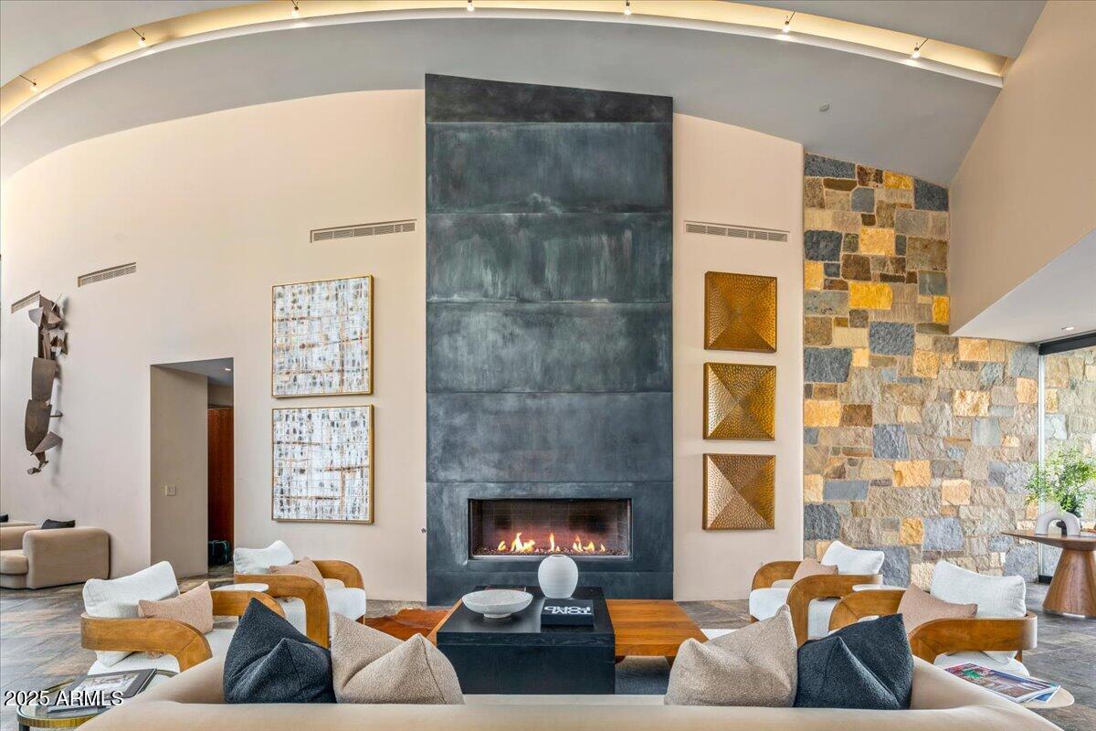 43105 N 102ND Street