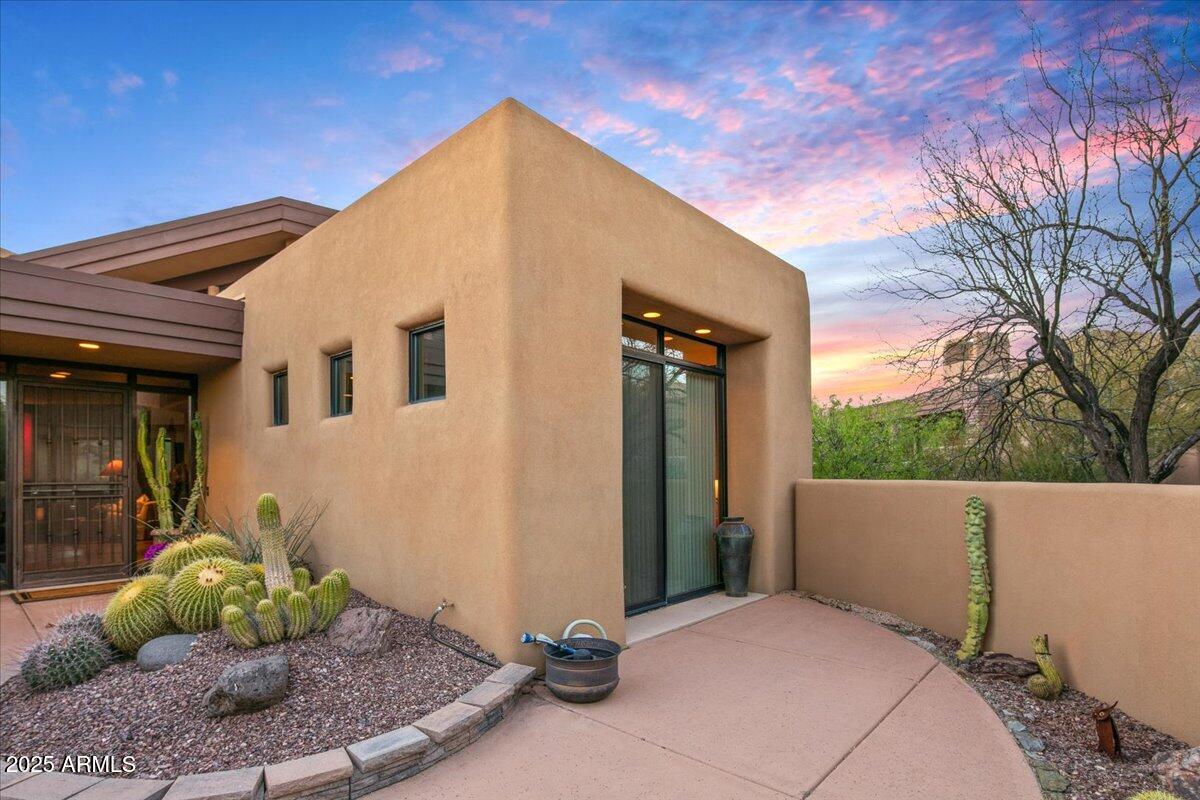 9998 E TAOS Drive